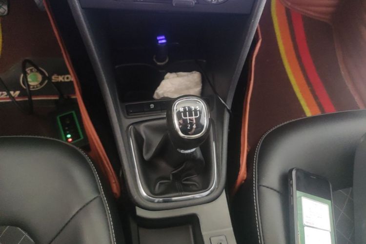 Used Skoda Rapid 2019 1.5L Manual Comfort Edition China V Standard Gear Lever