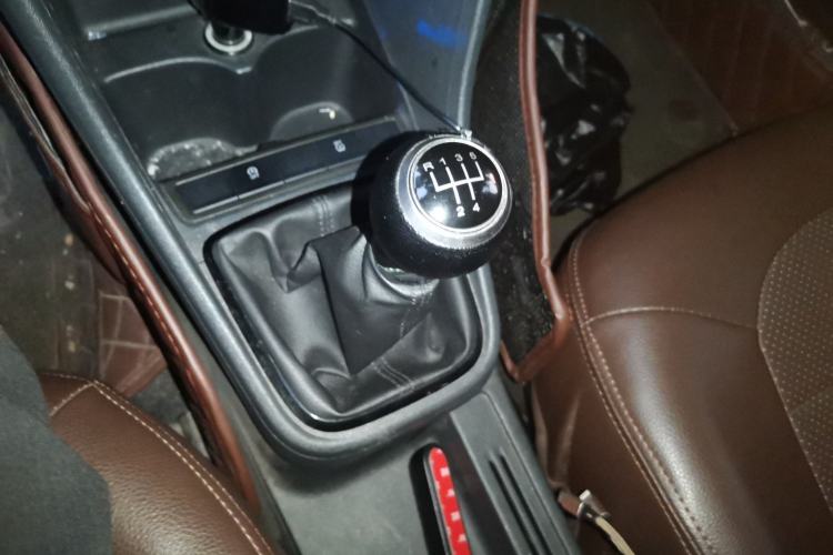 Used Skoda Rapid 2019 Revised Version 1.5L Manual Standard Edition China VI Gear Lever