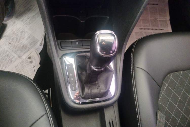Used Skoda Rapid 2019 1.5L Automatic Comfort Edition China V Standard Gear Lever