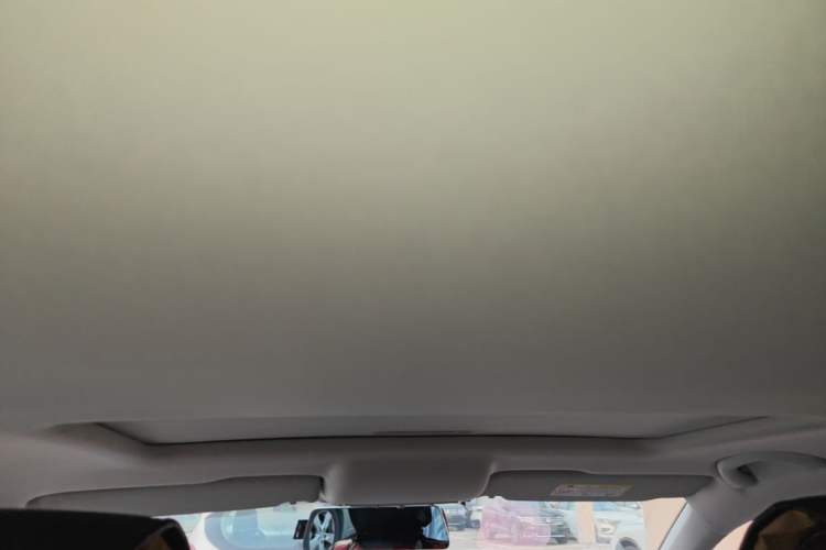 Used Skoda Rapid 2019 1.5L Automatic Comfort Edition China VI Standard Headliner