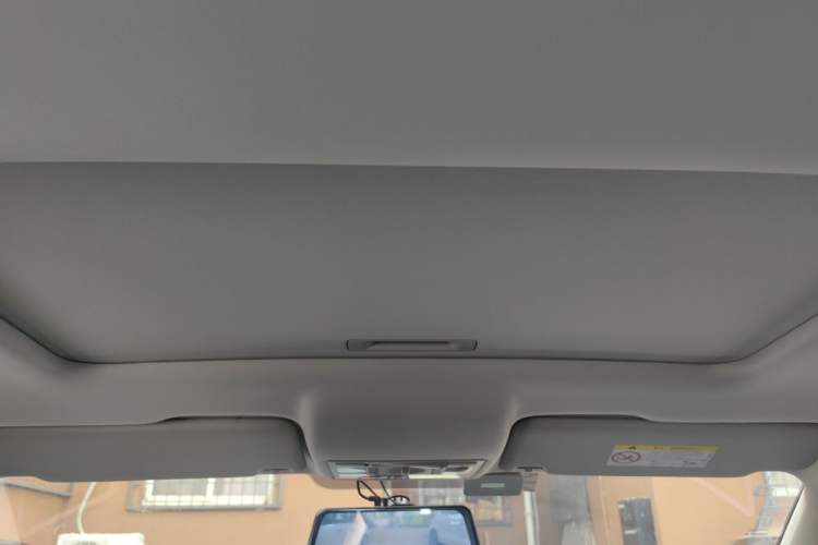 Used Skoda Rapid 2019 1.5L Automatic Comfort Edition China VI Standard Headliner