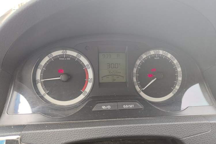 Used Skoda Rapid 2019 1.5L Automatic Standard Edition Instrument Cluster
