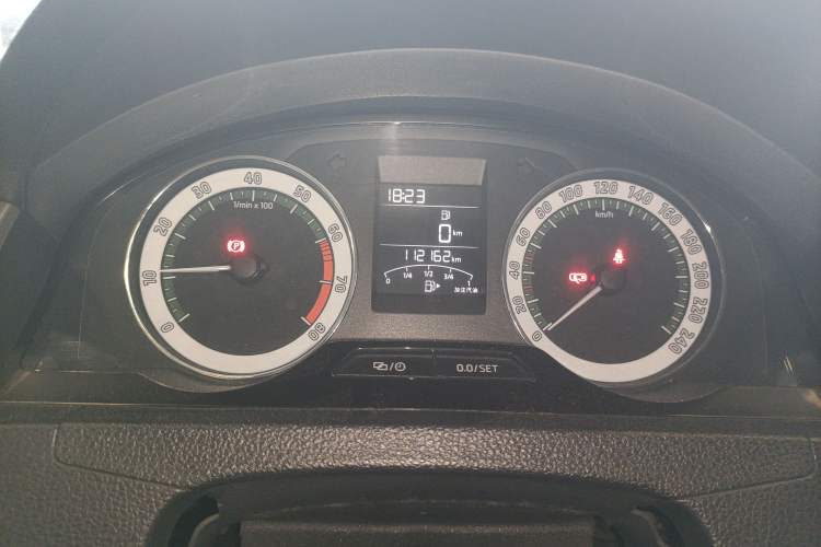 Used Skoda Rapid 2019 1.5L Manual Comfort Edition China VI Standard Instrument Cluster