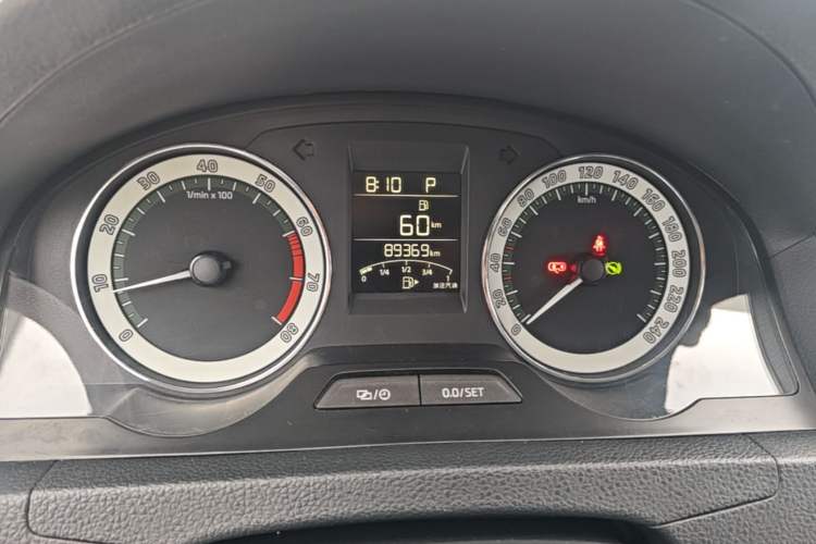 Used Skoda Rapid 2019 1.5L Automatic Comfort Edition China VI Standard Instrument Cluster