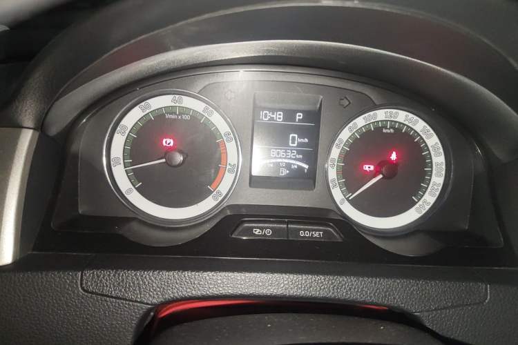 Used Skoda Rapid 2019 1.5L Automatic Comfort Edition China VI Standard Instrument Cluster