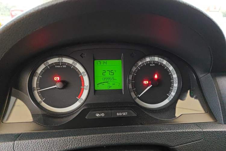 Used Skoda Rapid 2019 Revised Version 1.5L Manual Standard Edition China VI Instrument Cluster