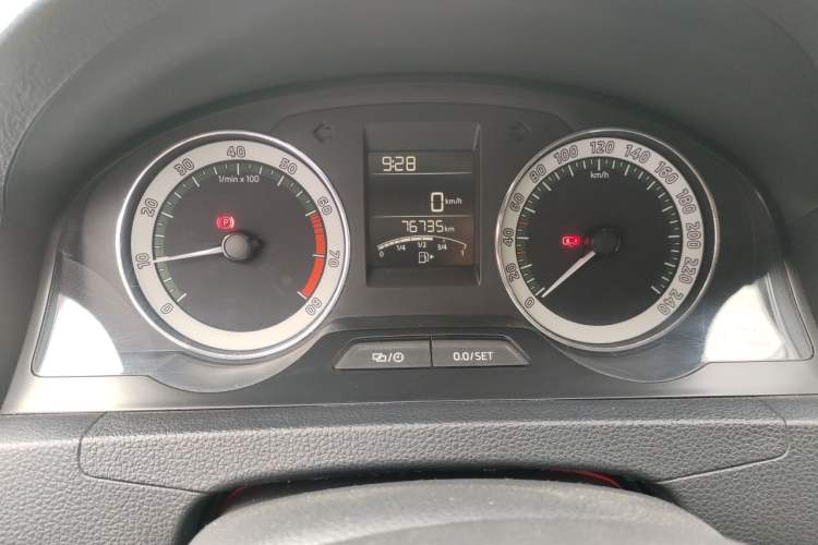 Used Skoda Rapid 2019 1.5L Manual Comfort Edition China VI Standard Instrument Cluster