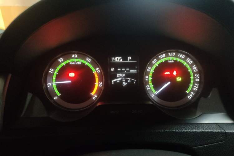 Used Skoda Rapid 2019 1.5L Automatic Comfort Edition China VI Standard Instrument Cluster