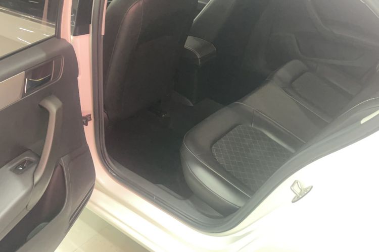 Used Skoda Rapid 2019 1.5L Automatic Comfort Edition China VI Standard Interior 1