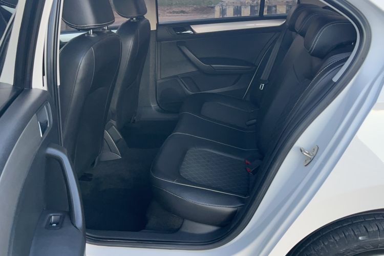 Used Skoda Rapid 2019 1.5L Automatic Comfort Edition China VI Standard Interior 1