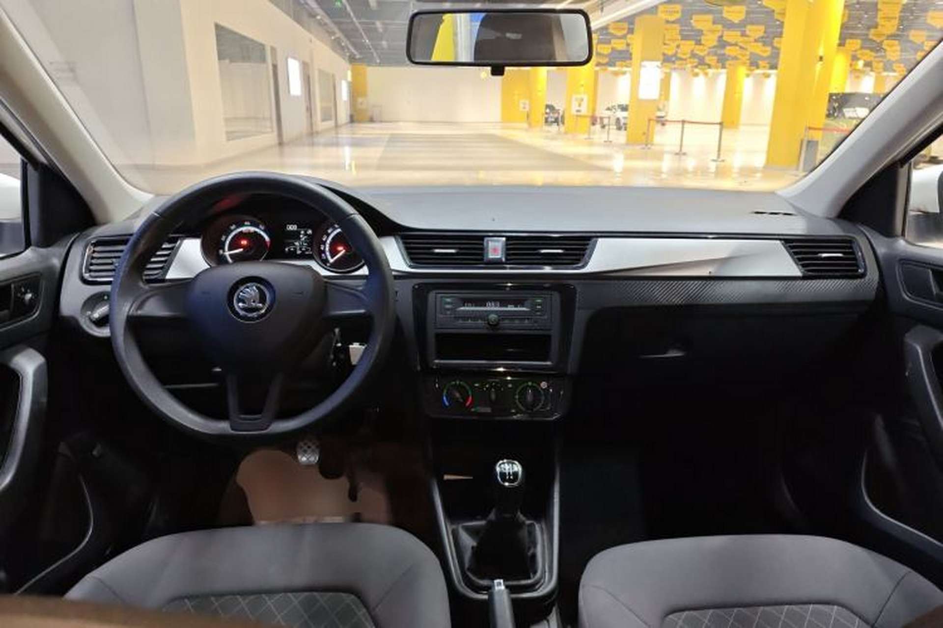 Used Skoda Rapid 2019 Revised Version 1.5L Manual Entry-Level Edition China VI Interior 2