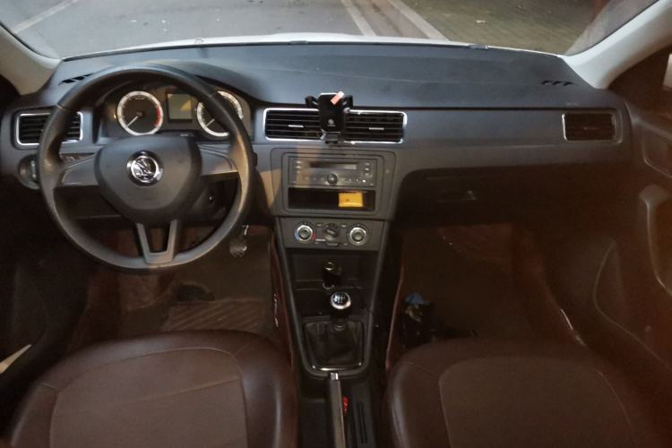 Used Skoda Rapid 2019 Revised Version 1.5L Manual Standard Edition China VI Interior 2