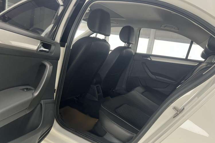 Used Skoda Rapid 2019 1.5L Automatic Comfort Edition China V Standard Interior 3