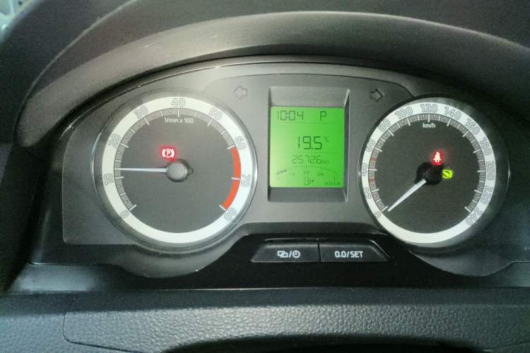 Used Skoda Rapid 2019 1.5L Automatic Standard Edition Interior 3