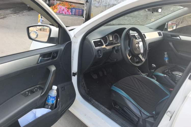 Used Skoda Rapid 2019 1.5L Manual Comfort Edition China V Standard Interior 3
