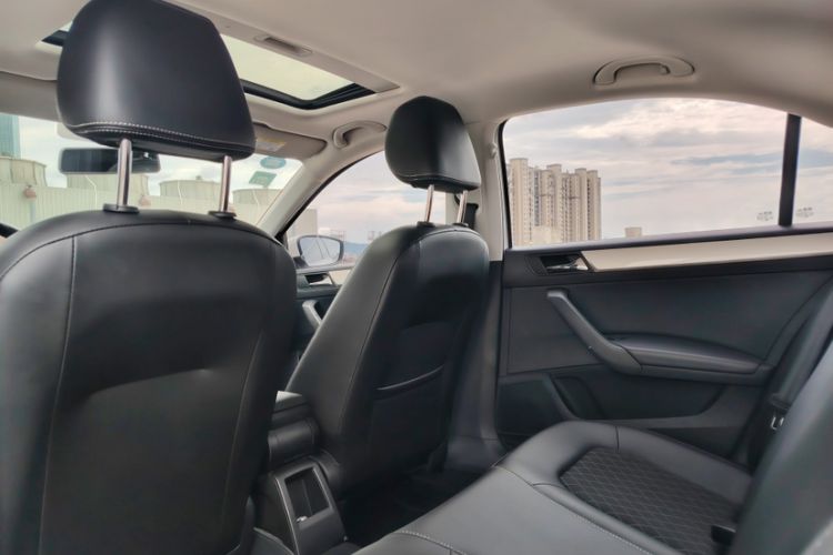 Used Skoda Rapid 2019 1.5L Automatic Comfort Edition China V Standard Interior 5