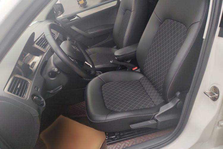 Used Skoda Rapid 2019 1.5L Automatic Comfort Edition China VI Standard Interior 7