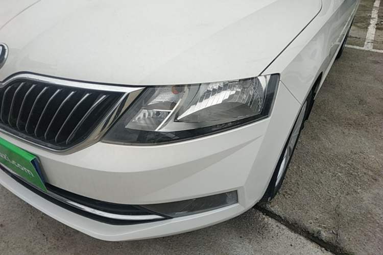 Used Skoda Rapid 2019 1.5L Automatic Comfort Edition China V Standard Left Front Headlight