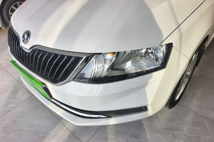 Used Skoda Rapid 2019 1.5L Automatic Comfort Edition China VI Standard Left Front Headlight