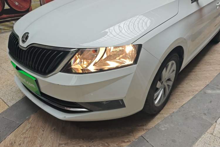 Used Skoda Rapid 2019 1.5L Manual Comfort Edition China VI Standard Left Front Headlight