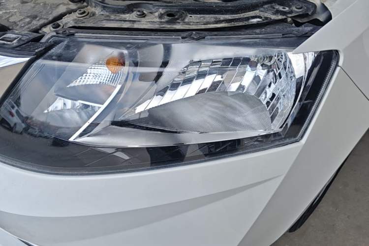 Used Skoda Rapid 2019 1.5L Automatic Comfort Edition China VI Standard Left Front Headlight