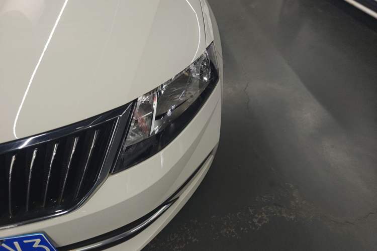 Used Skoda Rapid 2019 1.5L Automatic Comfort Edition China VI Standard Left Front Headlight