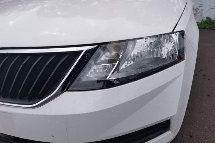 Used Skoda Rapid 2019 1.5L Manual Standard Edition Left Front Headlight