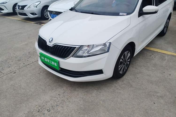 Used Skoda Rapid 2019 1.5L Automatic Standard Edition Left Front Headlight
