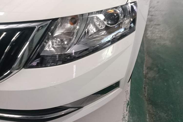 Used Skoda Rapid 2019 1.5L Automatic Comfort Edition China VI Standard Left Front Headlight