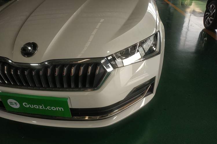Used Skoda Rapid 2019 Revised Version 1.5L Manual Standard Edition China VI Left Front Headlight
