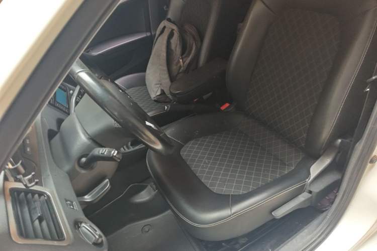 Used Skoda Rapid 2019 1.5L Manual Comfort Edition China VI Standard Left Front Seat