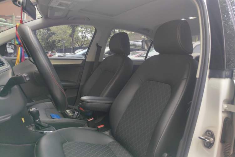 Used Skoda Rapid 2019 1.5L Automatic Comfort Edition China VI Standard Left Front Seat