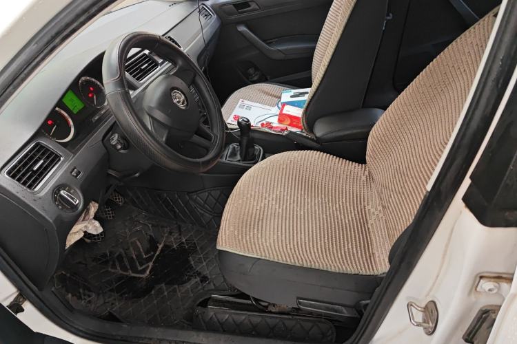 Used Skoda Rapid 2019 1.5L Manual Standard Edition Left Front Seat
