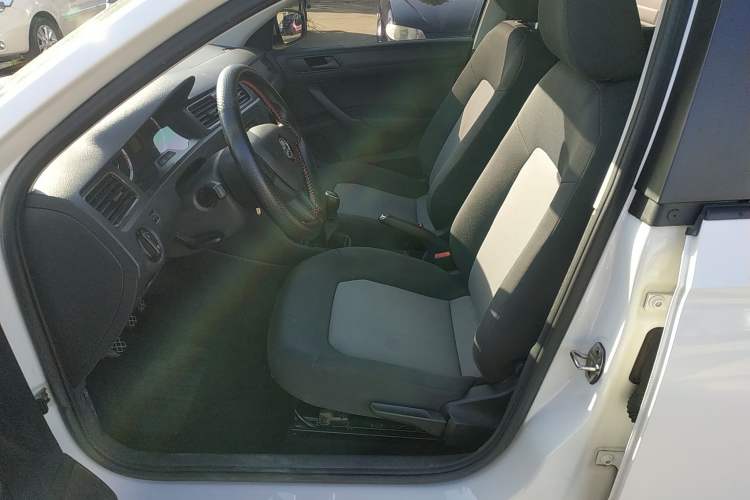Used Skoda Rapid 2019 Revised Version 1.5L Manual Standard Edition China VI Left Front Seat