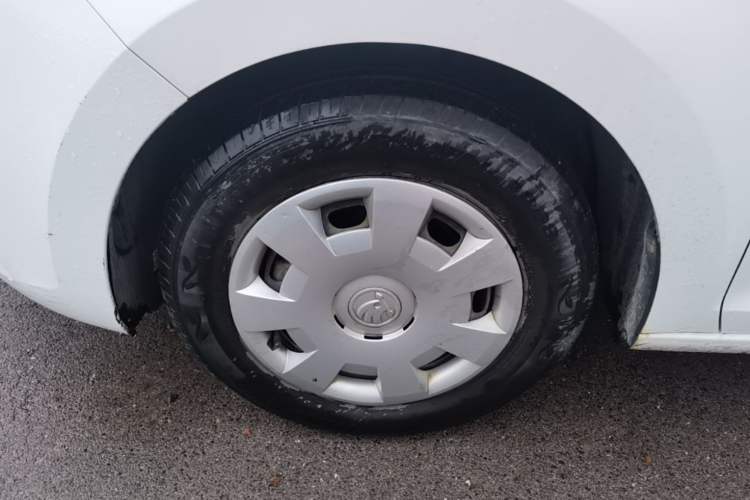Used Skoda Rapid 2019 1.5L Manual Standard Edition Left Front Wheel Hub