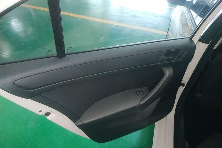 Used Skoda Rapid 2019 Revised Version 1.5L Manual Standard Edition China VI Left Rear Door Interior