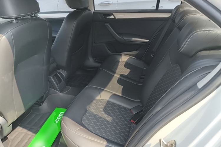 Used Skoda Rapid 2019 1.5L Automatic Comfort Edition China VI Standard Left Rear Seat