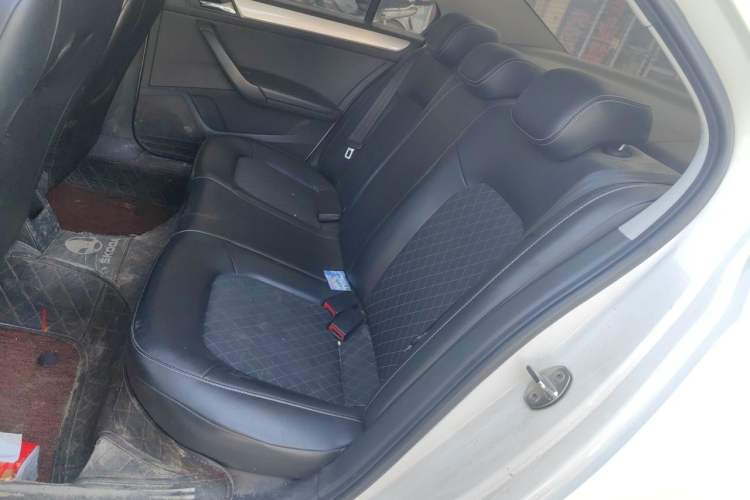Used Skoda Rapid 2019 1.5L Manual Comfort Edition China VI Standard Left Rear Seat