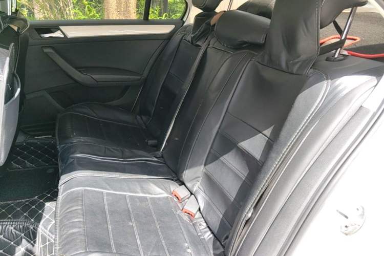 Used Skoda Rapid 2019 1.5L Automatic Comfort Edition China VI Standard Left Rear Seat