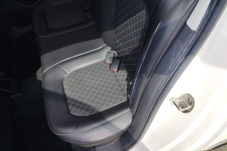 Used Skoda Rapid 2019 1.5L Manual Comfort Edition China V Standard Left Rear Seat