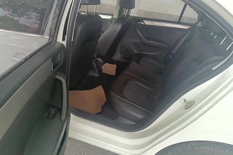 Used Skoda Rapid 2019 1.5L Automatic Comfort Edition China VI Standard Left Rear Seat