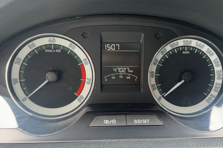 Used Skoda Rapid 2019 1.5L Automatic Comfort Edition China VI Standard Odometer Close Up