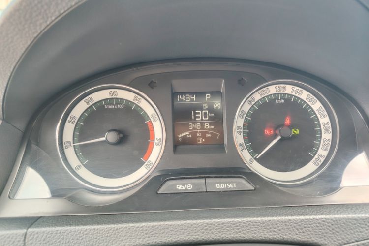 Used Skoda Rapid 2019 1.5L Automatic Comfort Edition China V Standard Odometer Close Up