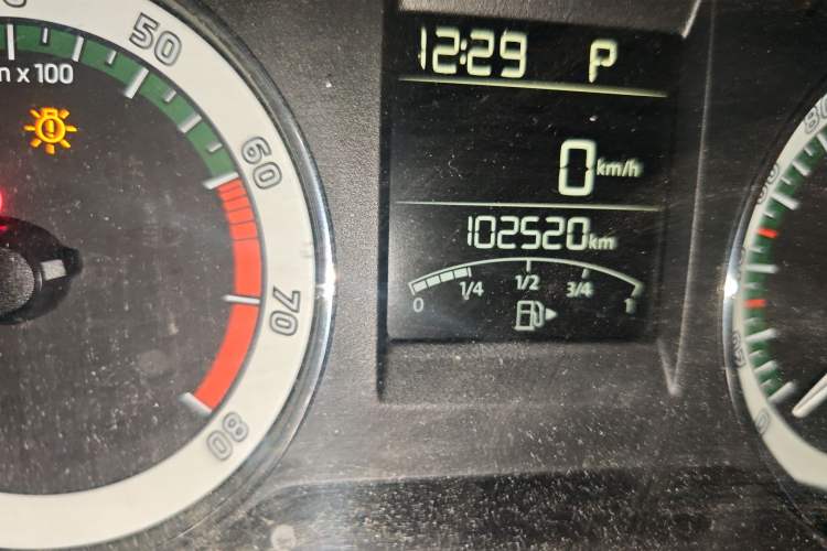Used Skoda Rapid 2019 1.5L Automatic Comfort Edition China V Standard Odometer Close Up
