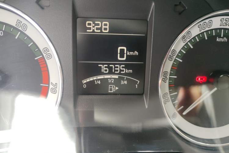 Used Skoda Rapid 2019 1.5L Manual Comfort Edition China VI Standard Odometer Close Up