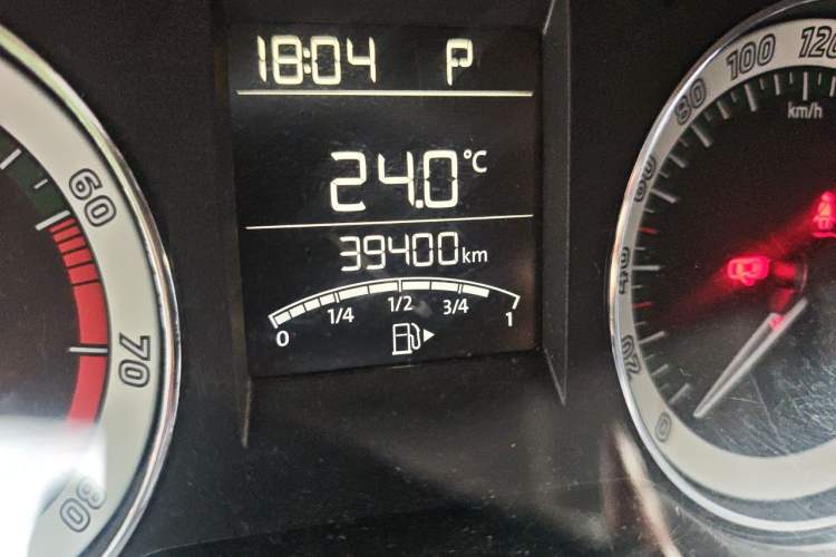 Used Skoda Rapid 2019 1.5L Automatic Comfort Edition China V Standard Odometer Close Up