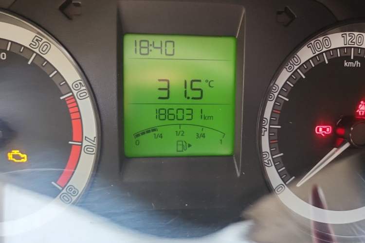 Used Skoda Rapid 2019 Revised Version 1.5L Manual Standard Edition China VI Odometer Close Up