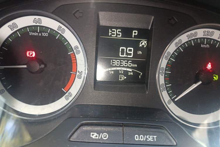 Used Skoda Rapid 2019 1.5L Automatic Comfort Edition China V Standard Odometer Close Up