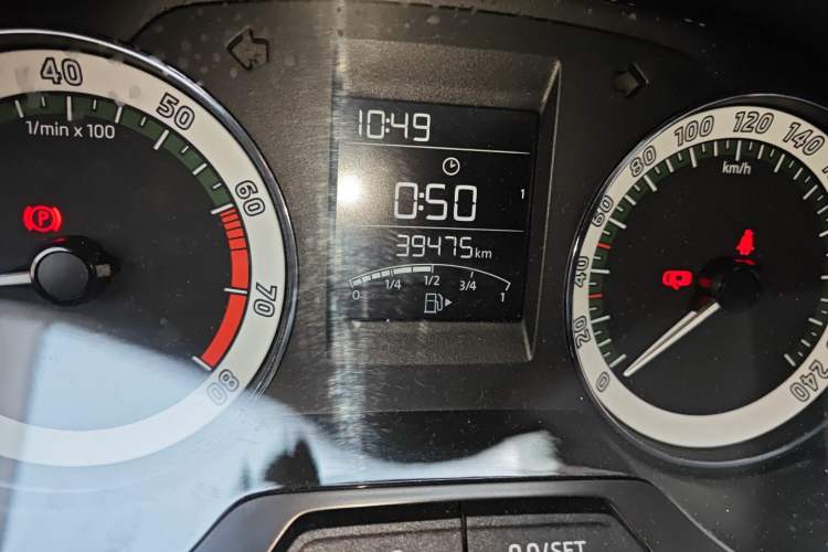 Used Skoda Rapid 2019 1.5L Manual Comfort Edition China VI Standard Odometer Close Up