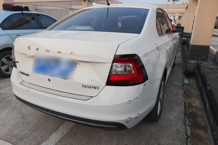Used Skoda Rapid 2019 1.5L Automatic Comfort Edition China VI Standard Rear Right 45 Deg